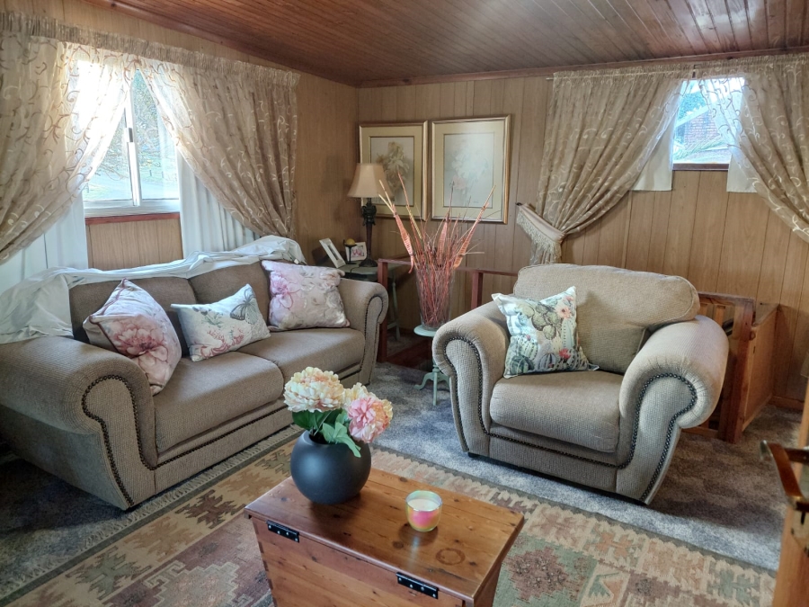 4 Bedroom Property for Sale in Christmas Rock Eastern Cape